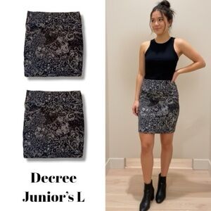 Decree Y2K Vintage Paisley Leopard Bodycon Mini Skirt Junior’s Size Large 🖤